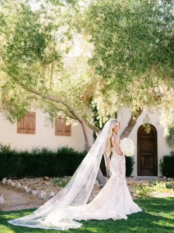 A Classic Wedding for Abigail and Derrick