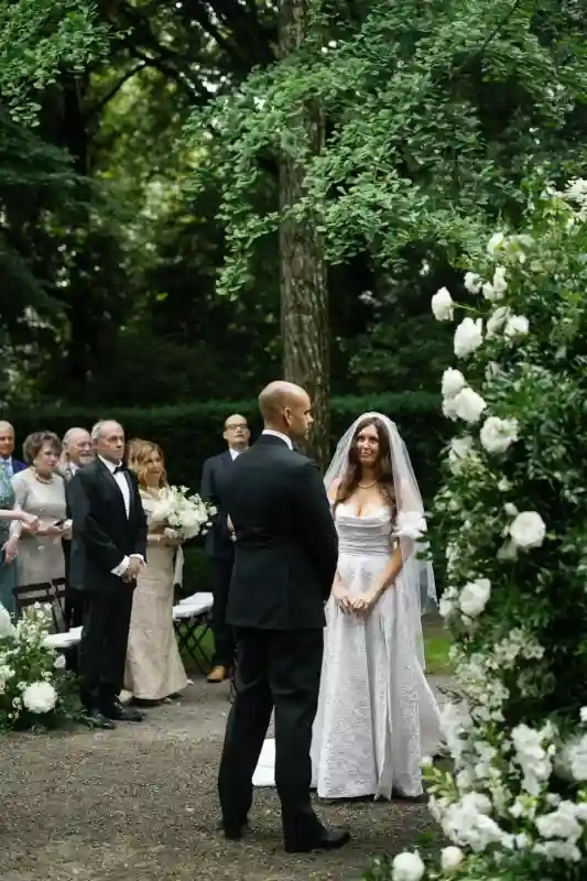 An Estate Wedding for Amanda and Mike