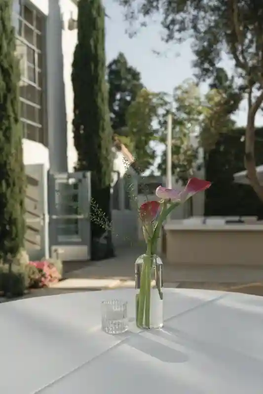 A Vintage Wedding for Amelia and Dylan