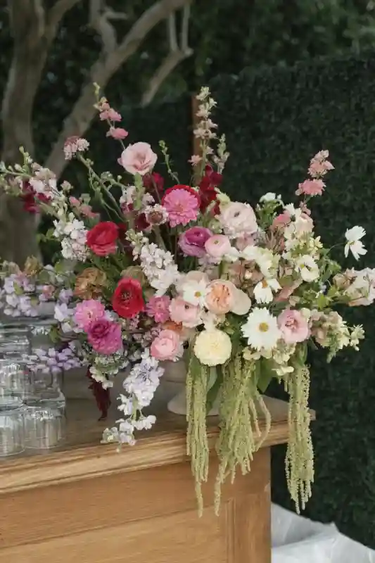 A Vintage Wedding for Amelia and Dylan