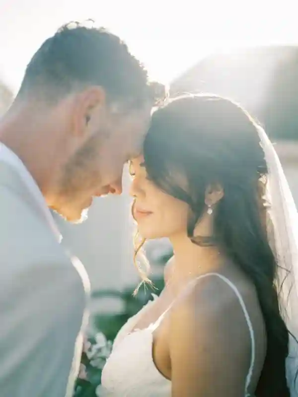 A Beach Wedding for Andi and Noah