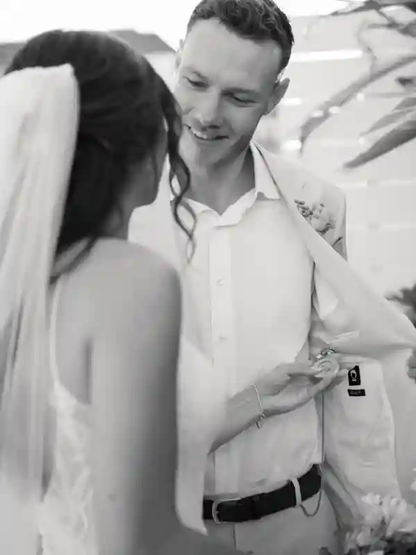 A Beach Wedding for Andi and Noah