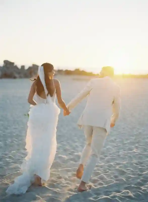 A Beach Wedding for Andi and Noah