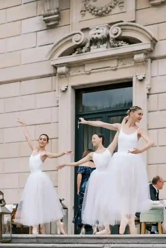 A Classic Wedding for Bridget and Max