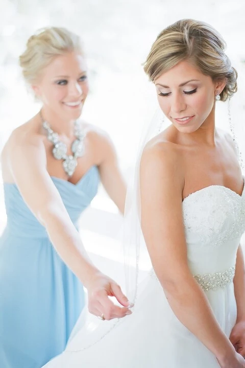 Bride's Side Beauty
