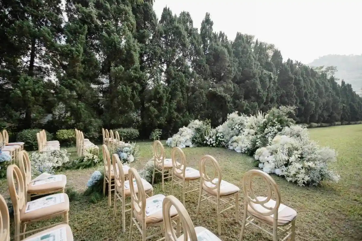 A Forest Wedding for Cynthia and Forest