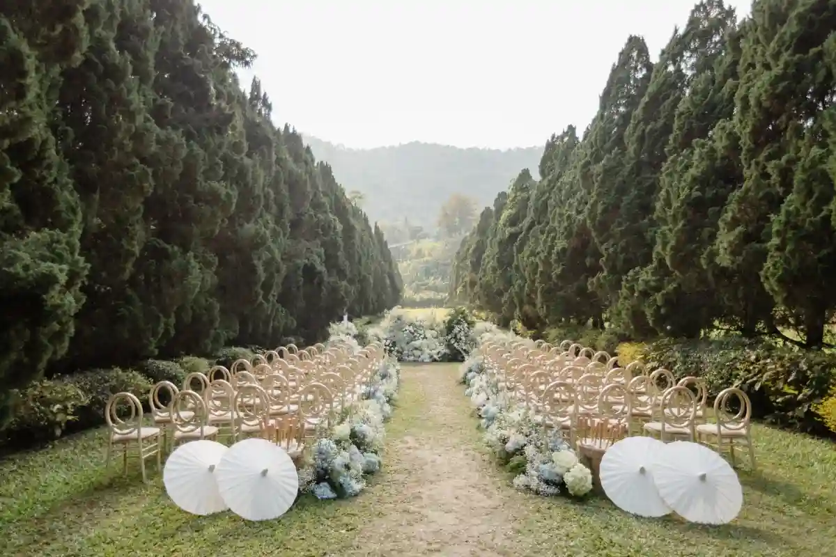 A Forest Wedding for Cynthia and Forest