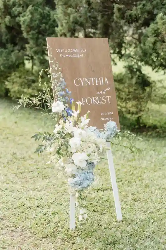 A Forest Wedding for Cynthia and Forest