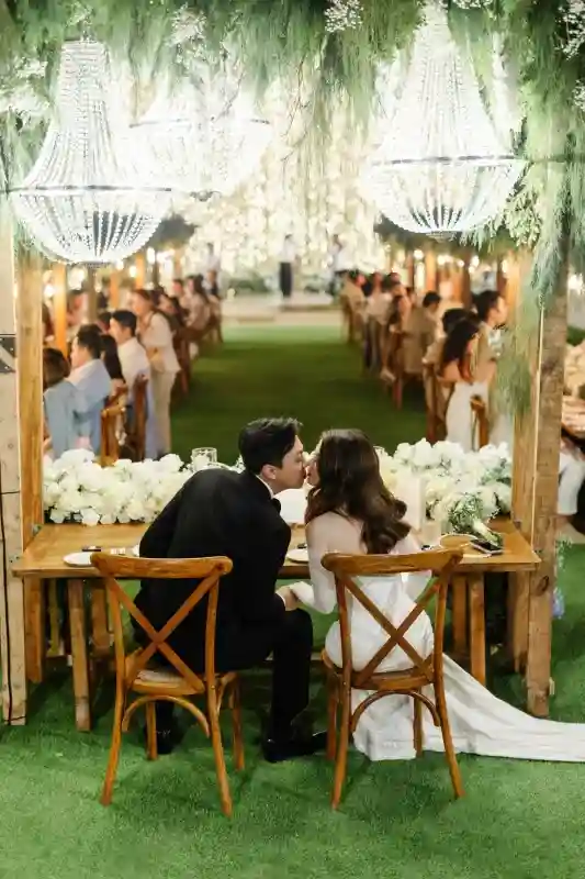A Forest Wedding for Cynthia and Forest