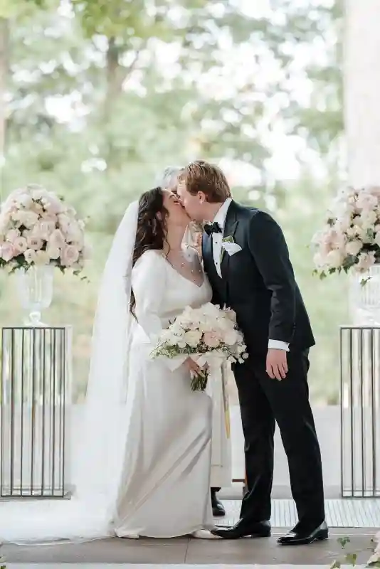 A Waterfront Wedding for Francesca and Kyle