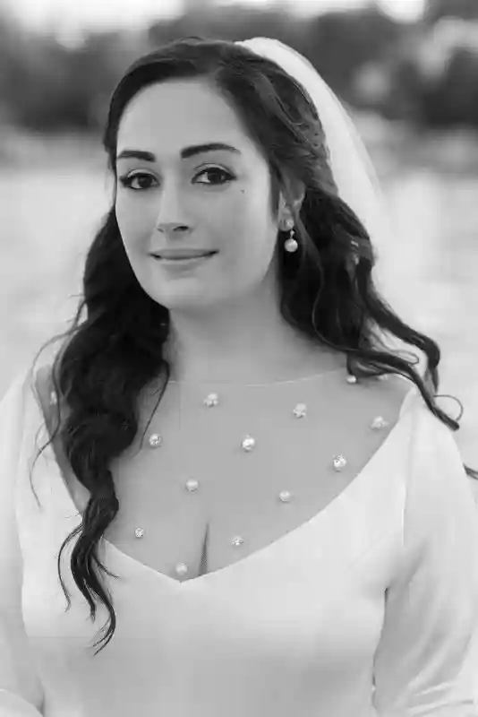 A Waterfront Wedding for Francesca and Kyle