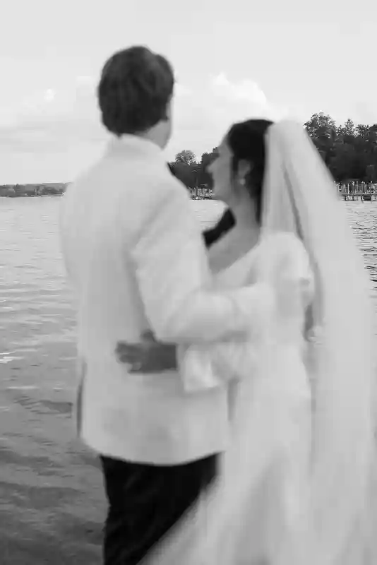 A Waterfront Wedding for Francesca and Kyle