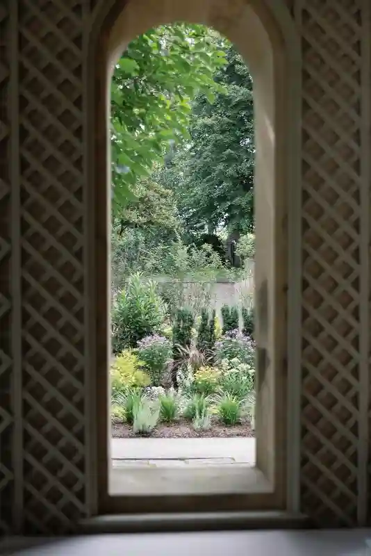A Garden Wedding for Jenna and Sam