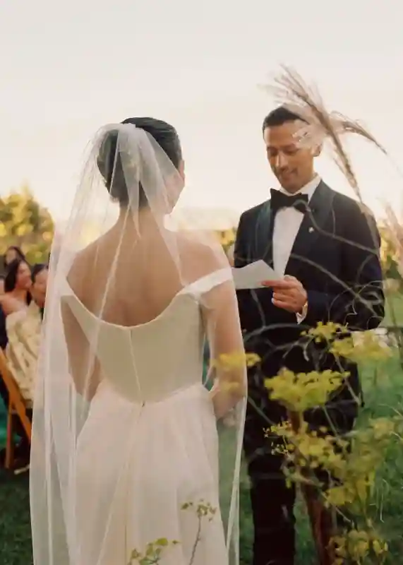 A Garden Wedding for Jennie and John