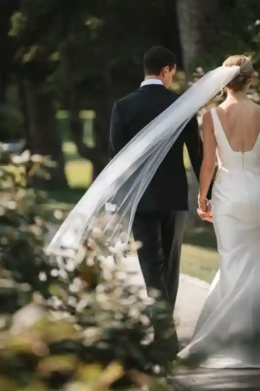 A Rustic Wedding for Julia and Eric