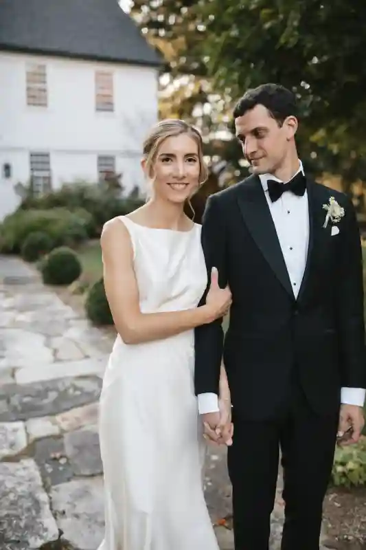 A Rustic Wedding for Julia and Eric