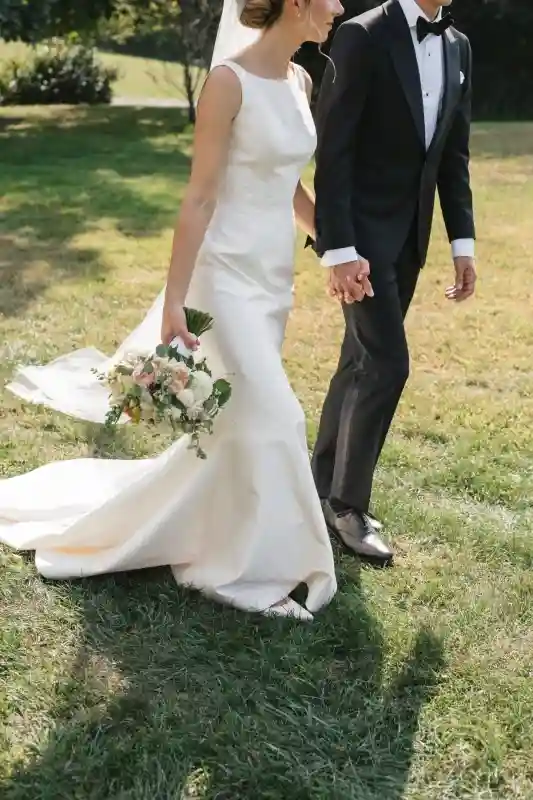 A Rustic Wedding for Julia and Eric
