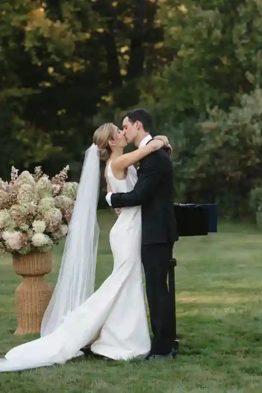 A Rustic Wedding for Julia and Eric