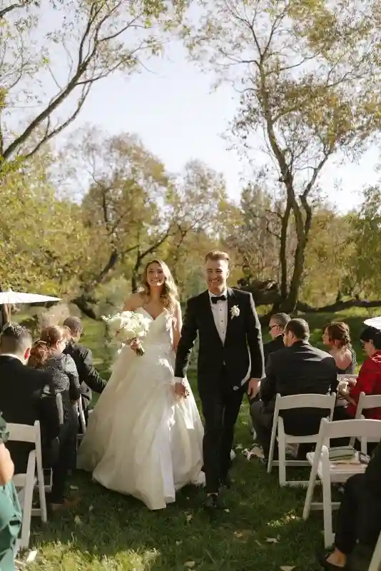 An Intimate Wedding for Julianne and Tyler