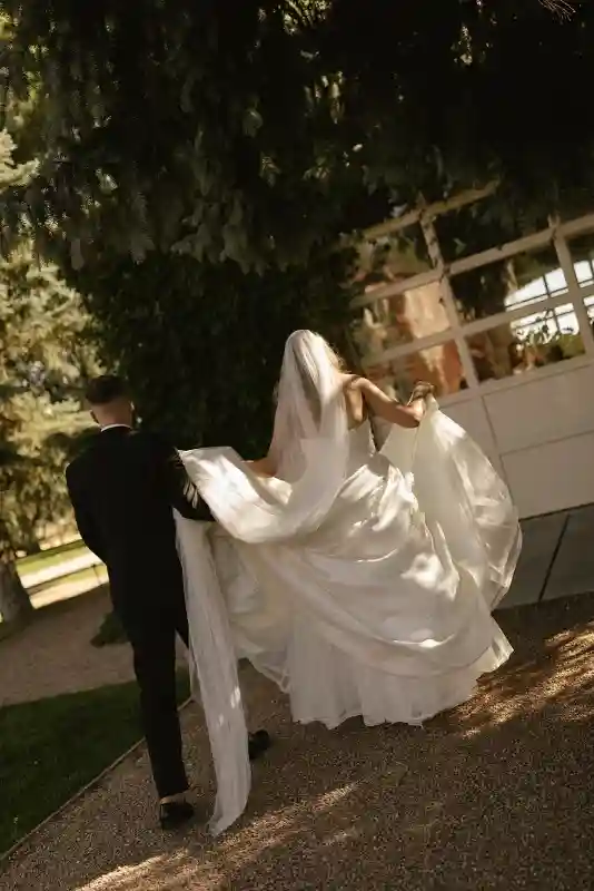 An Intimate Wedding for Julianne and Tyler