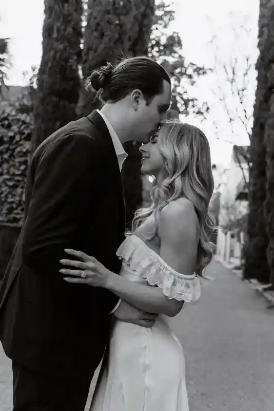 A Sweet Engagement for Lauren  and Daniel