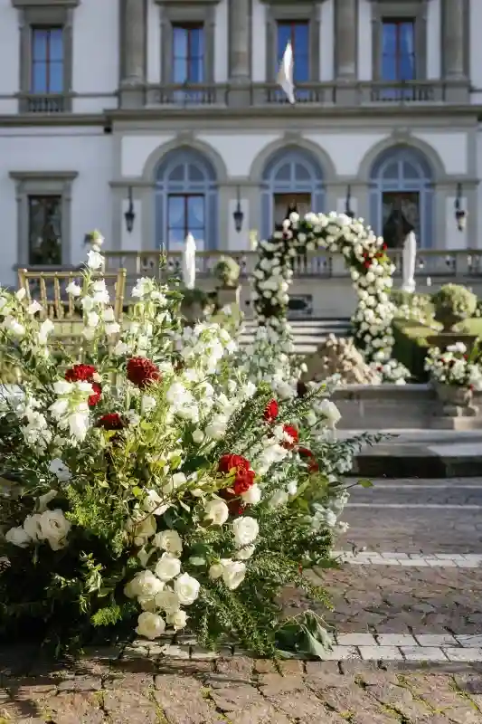 A Formal Wedding for Liz and Bradley