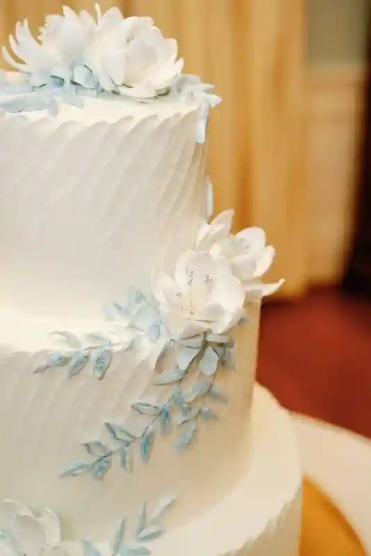 A Garden Wedding for Melissa and Jess