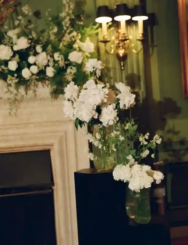 A Classic Wedding for Mia and Sam