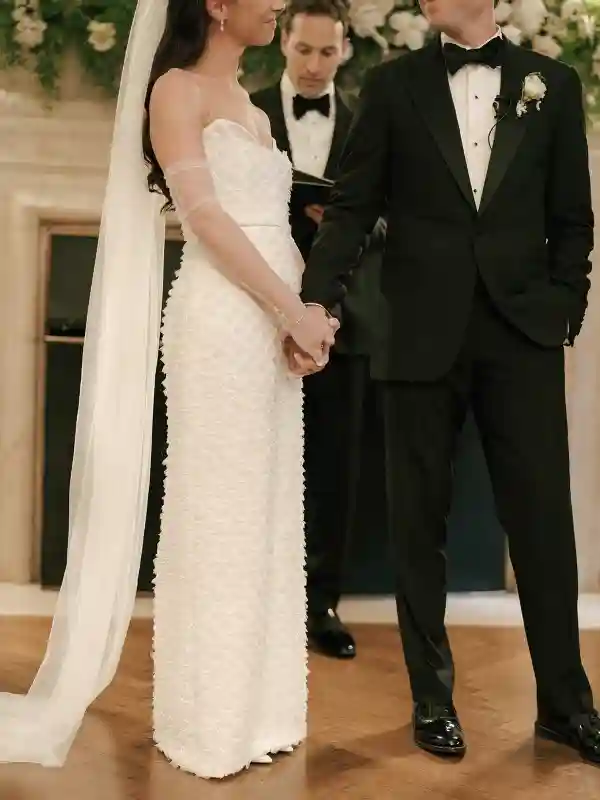 A Classic Wedding for Mia and Sam
