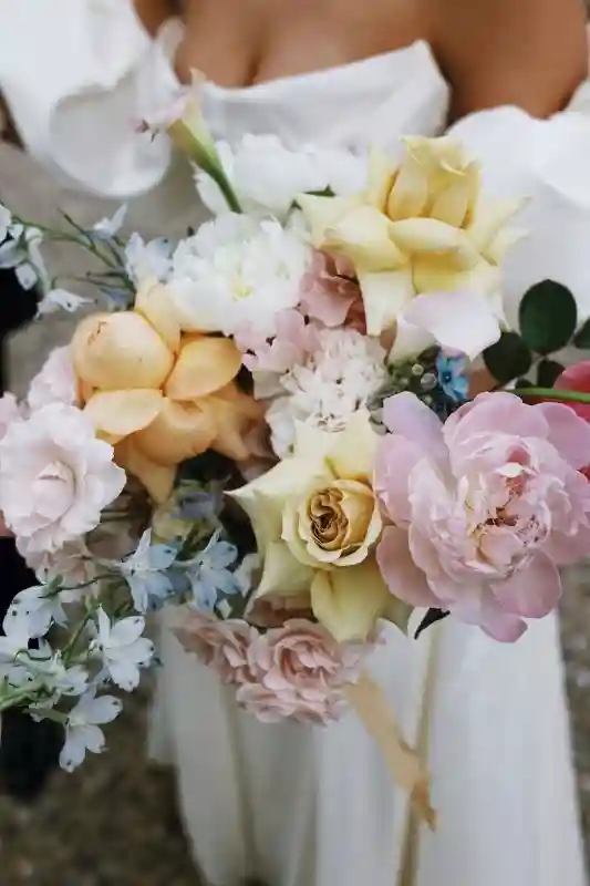 An Intimate Wedding for Micaela and Lucas