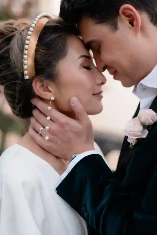 A Waterfront Wedding for Michelle and Christian