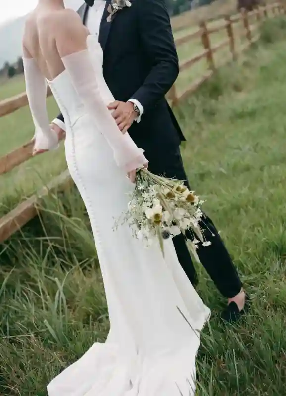 A Mountain Wedding for Katelyn and Chris