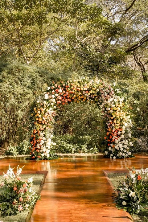 Red Velvet Weddings
