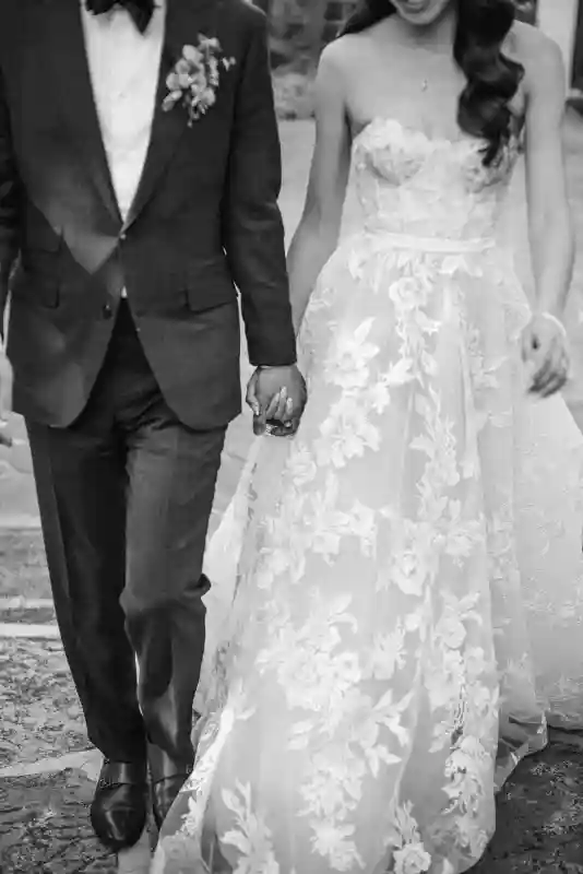 A Garden Wedding for Susan and Simon