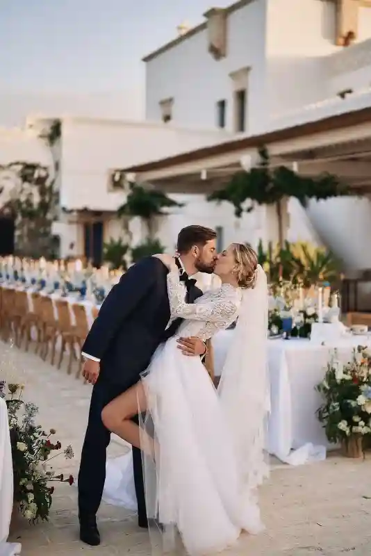 An Outdoor Wedding for Valeria and Carlos