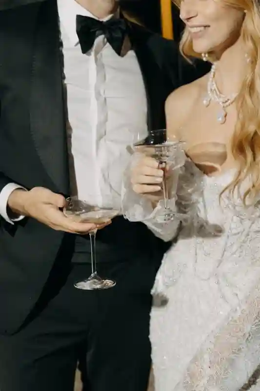 A Regency Chic Editorial for Vanessa and Ricardo