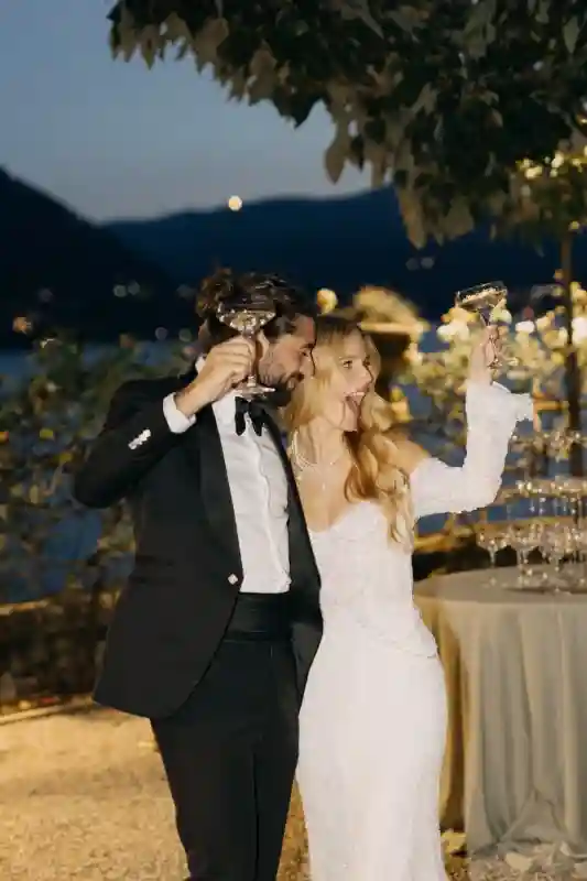 A Regency Chic Editorial for Vanessa and Ricardo