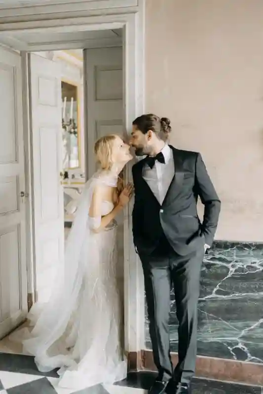 A Regency Chic Editorial for Vanessa and Ricardo