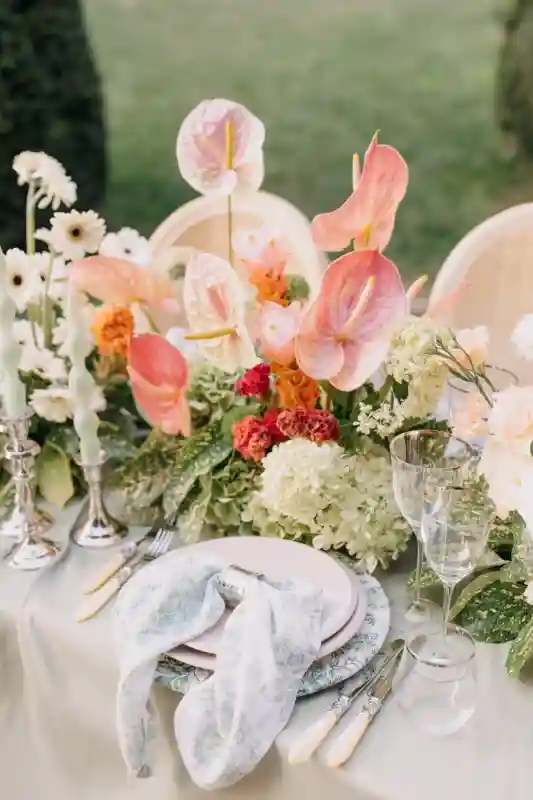 A Regency Chic Editorial for Vanessa and Ricardo