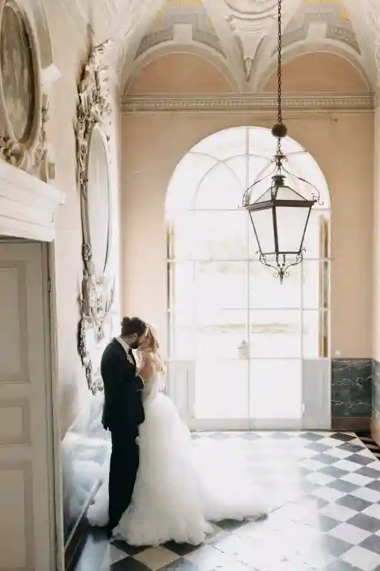 A Regency Chic Editorial for Vanessa and Ricardo