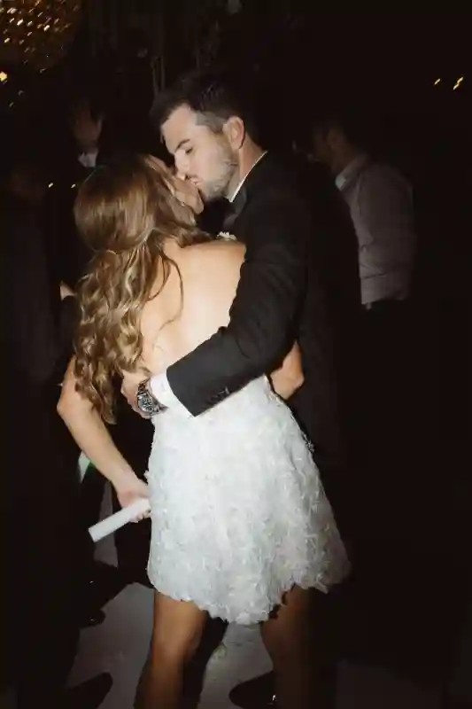 A Classic Wedding for Vanessa and Ryan
