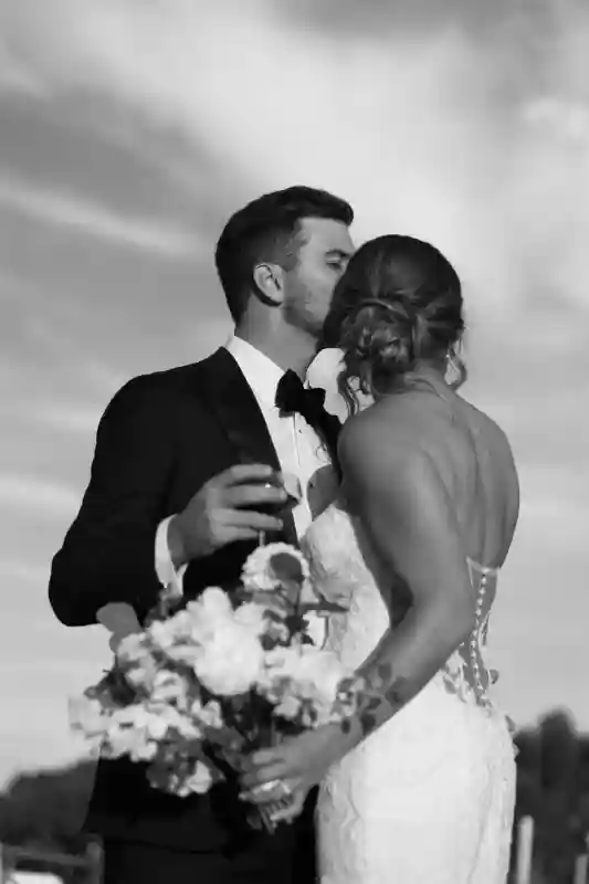 A Classic Wedding for Vanessa and Ryan
