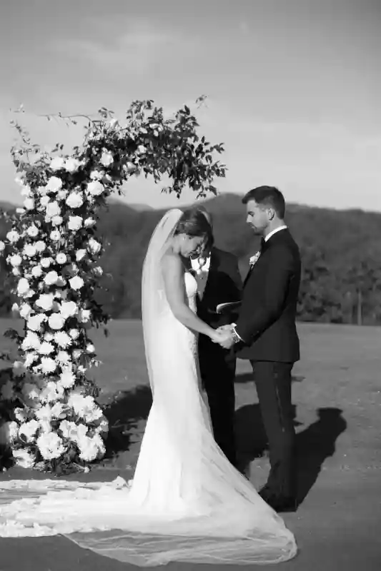 A Classic Wedding for Vanessa and Ryan