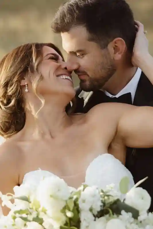 A Classic Wedding for Vanessa and Ryan